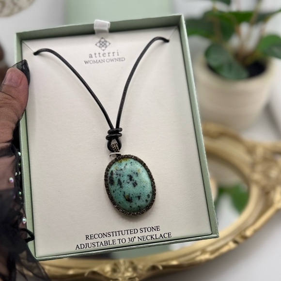 Atterri Adjustable Black Cord Necklace with Oval Reconstituted Stone Pendant - Picture 4 of 8